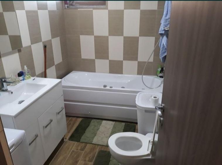 Casă individuală cu 3 camere cu Canalizare în Exterior Sud
