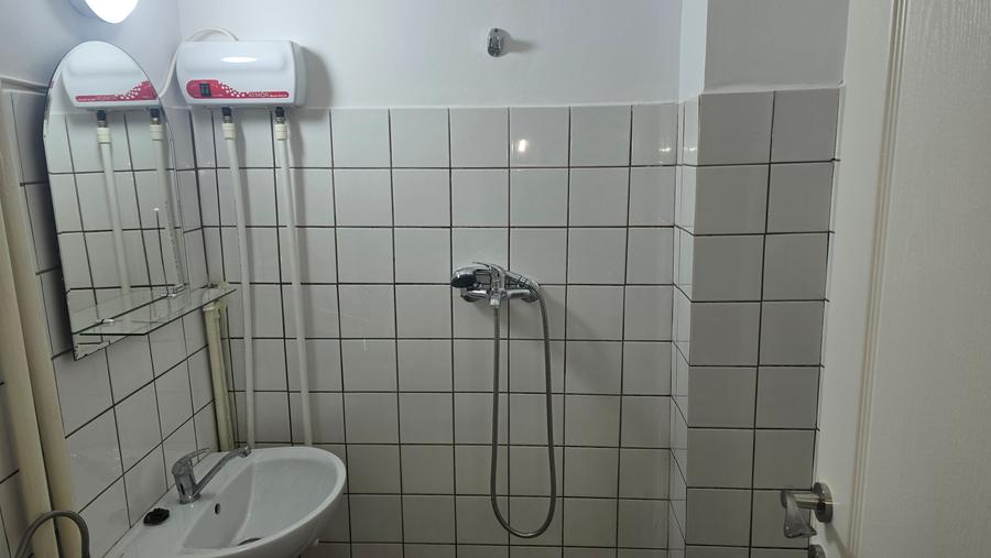 Vand garsoniera in Deva, zona Progresul, parter, bloc de caramida de 3 etaje, - 6
