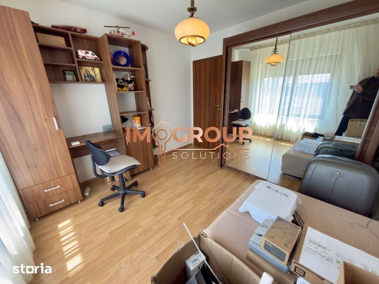 Casă cu 6 camere cu Teren 800 Mp în Valea Lupului