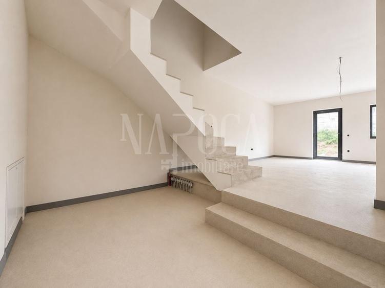 Duplex cu 4 camere cu Canalizare în Mănăștur