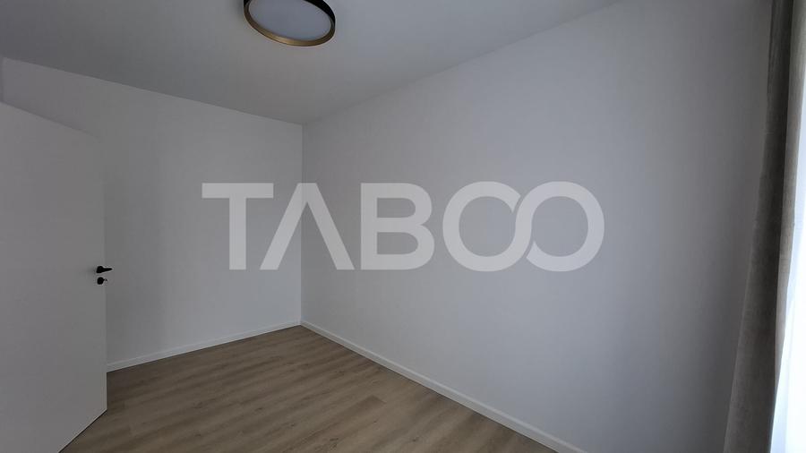 Apartament cu 2 camere semidecomandat, mobilat în Mihai Viteazul