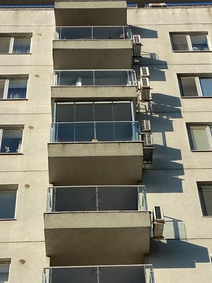 Apartament cu 3 camere decomandat, mobilat în Colentina