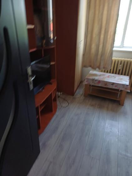 Garsonieră în Granit