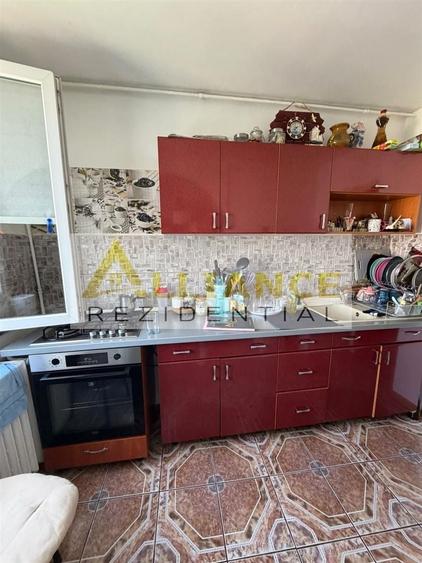 Apartament cu 4 camere decomandat, mobilat în 1 Decembrie 1918