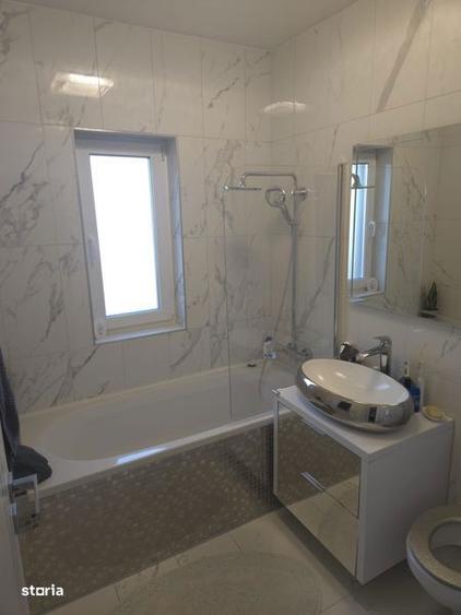 Apartament cu 2 camere, mobilat în Ghiroda