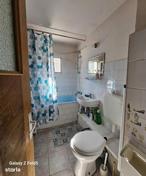 Apartament cu 3 camere în Calea Aradului