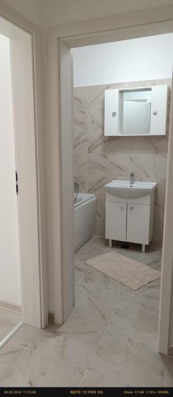 Apartament cu 2 camere decomandat în Runcu