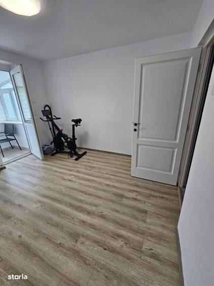 Apartament cu 3 camere decomandat în Tăbăcărie