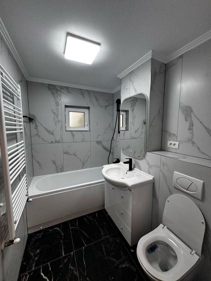Apartament cu 3 camere decomandat în Malul Mureșului