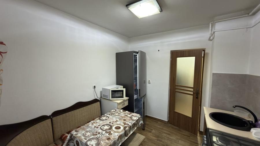 Apartament decomandat 3 camere/2 bai/ 63 mp/ zona Mercur Cetate - 4