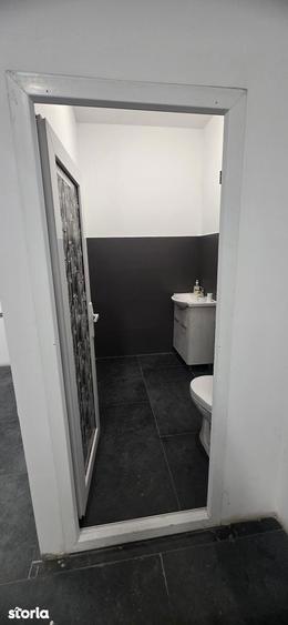Spațiu comercial, de 100 mp, în Bucium