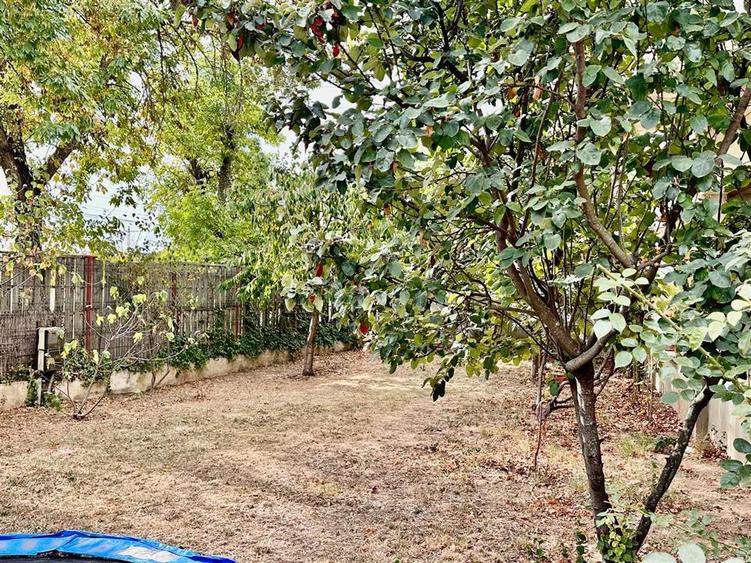 Casă cu 7 camere cu Teren 600 Mp în Pipera