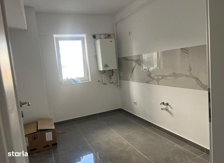 Apartament cu 2 camere decomandat în Galata