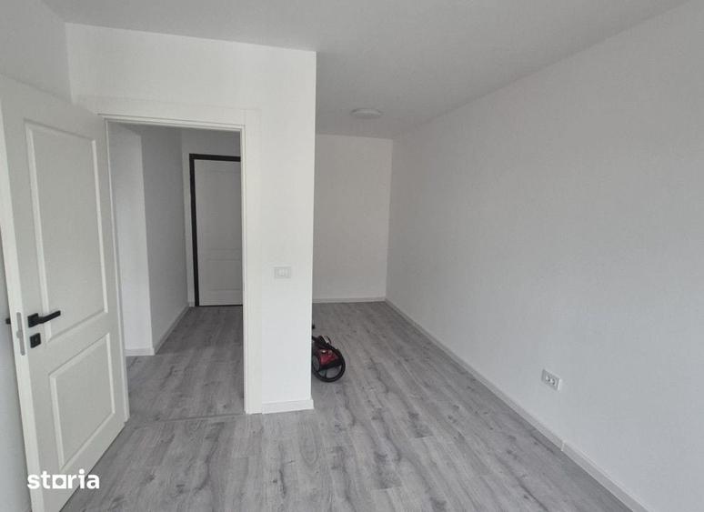 Apartament cu 2 camere în Podu Roș