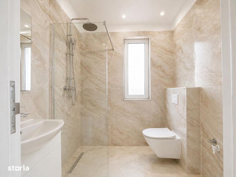 Casă cu 4 camere cu Teren 340 Mp în Central
