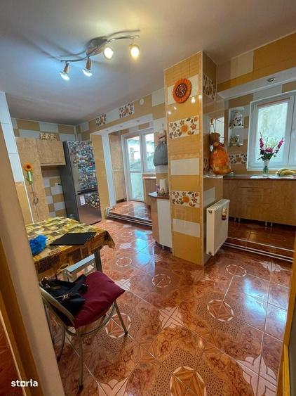 Apartament cu 4 camere în Ultracentral