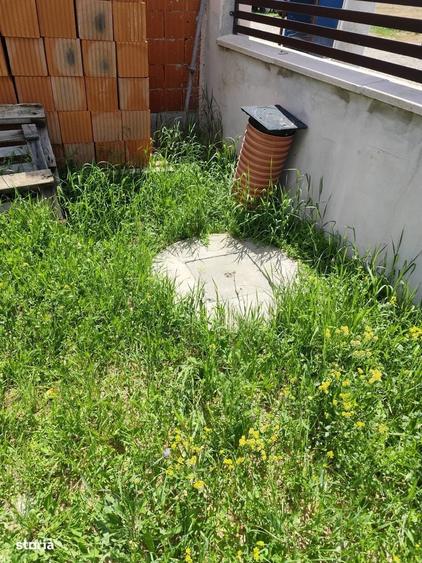 Casă cu 3 camere în Rontău