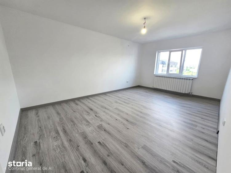 Apartament cu 3 camere decomandat în Holboca