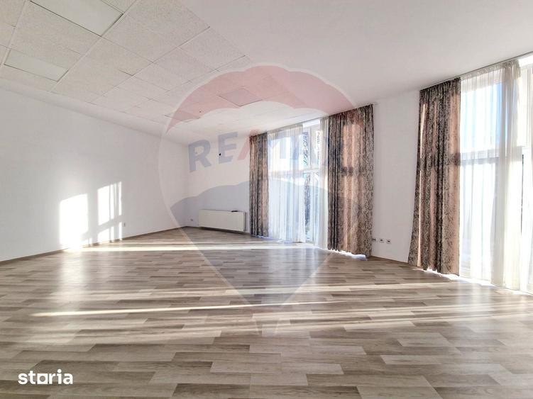 Spa?iu de inchiriat 405 mp | Parcare | Zona Vitan Dristor Sector 3 - 2