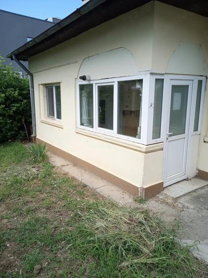 Casă cu Teren 400 Mp în Central
