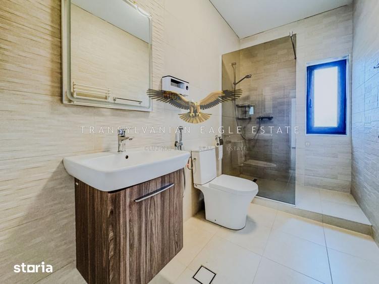Casă cu 5 camere cu Teren 530 Mp în Gheorgheni