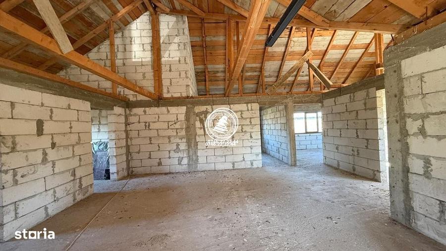 Casă cu 4 camere în Bosia