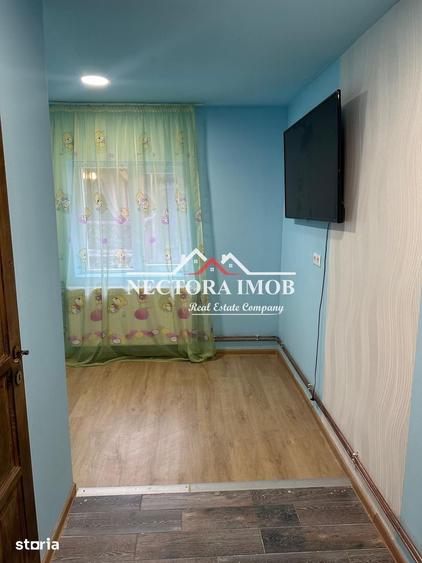Casă cu 4 camere decomandat cu Teren 200 Mp în Central