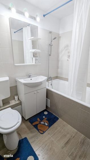 Apartament cu 2 camere decomandat în Titan