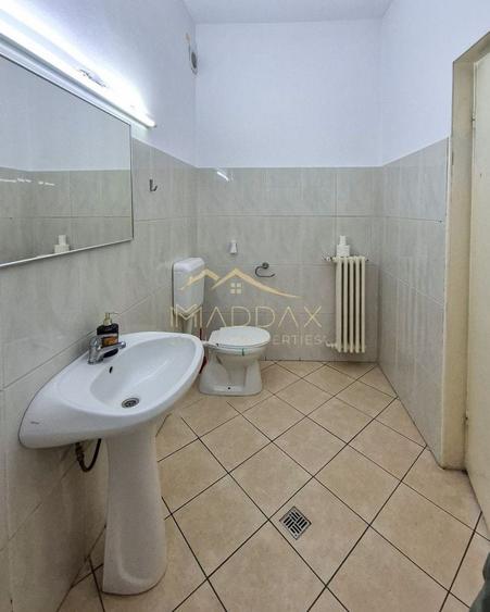 Apartament parter Piața Romană | 5 camere | Curte | 8 Locuri de Parcare - 27