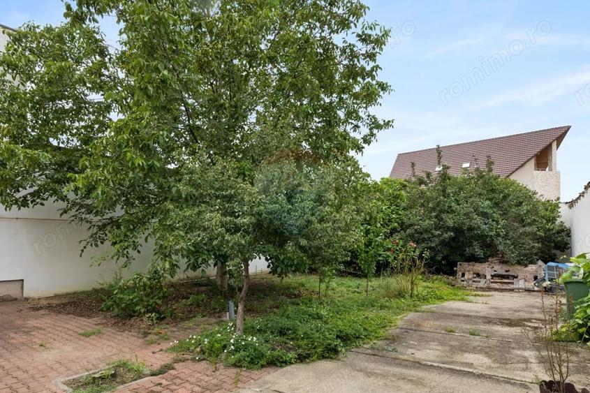 Spațiu comercial, de 75 mp, în Pârneava