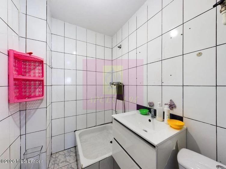 Apartament cu 4 camere decomandat în 13 Septembrie