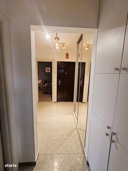 Apartament cu 2 camere decomandat în Băneasa