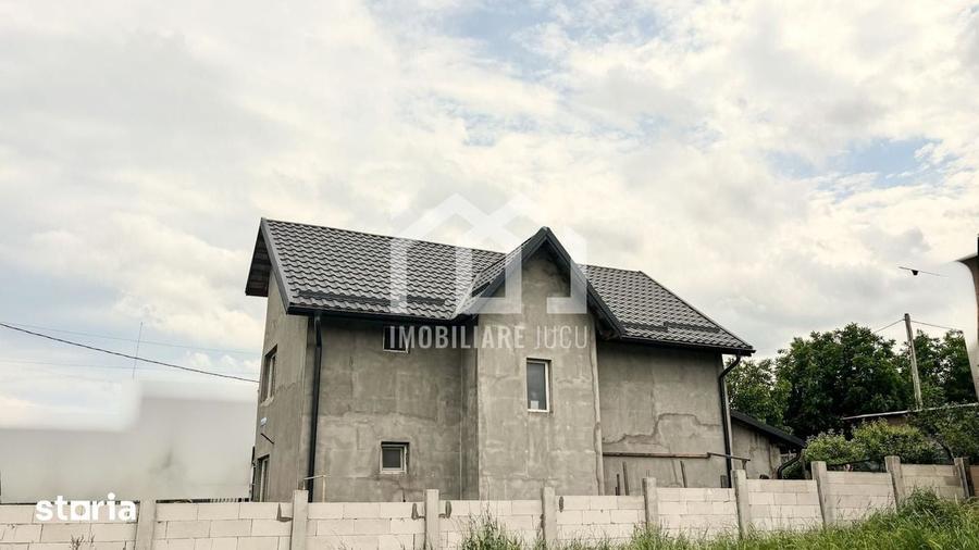 Casă cu 3 camere cu Teren 500 Mp în Jucu