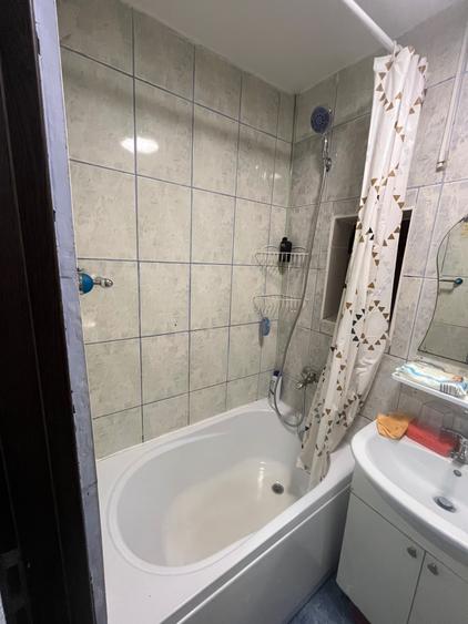 Inchiriez apartament 2 camere - 4