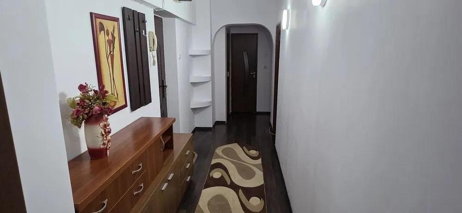 Apartament cu 2 camere decomandat, mobilat în Zimbru