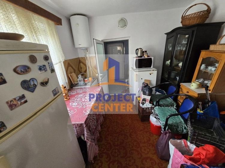 Casă cu 3 camere cu Teren 2101 Mp în Albota