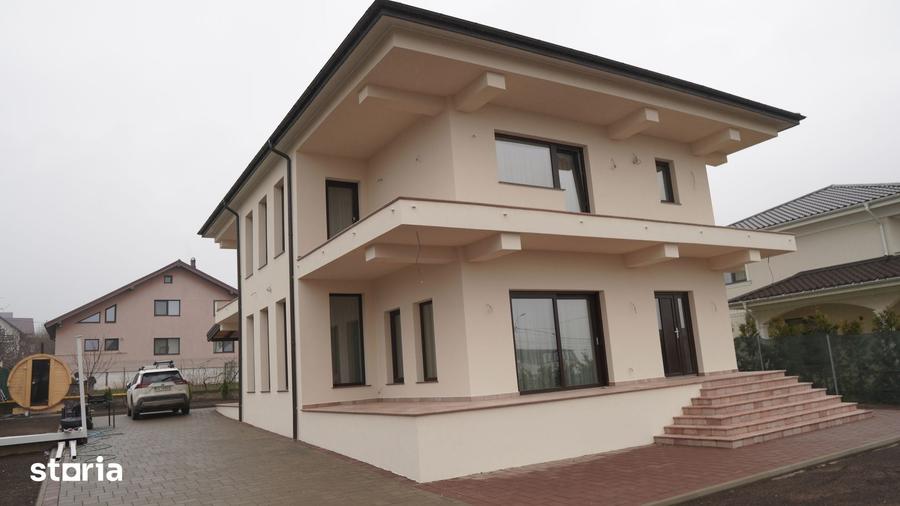 Casă cu 4 camere cu Teren 1080 Mp în Șcheia