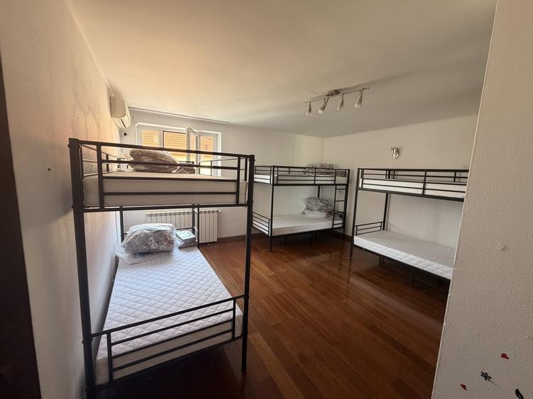 Casă cu Teren 2000 Mp în Central