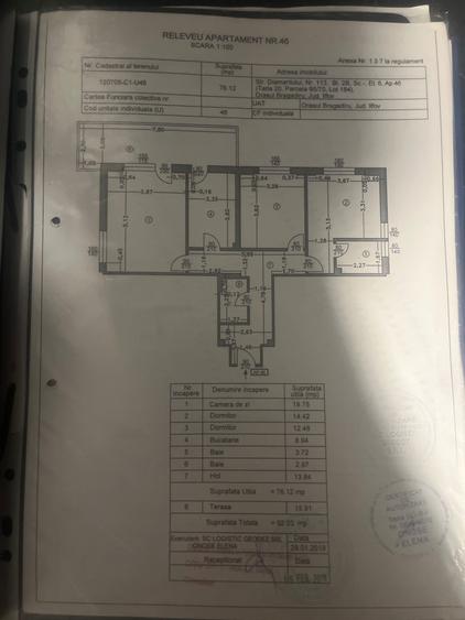 Apartament cu 3 camere decomandat în Central