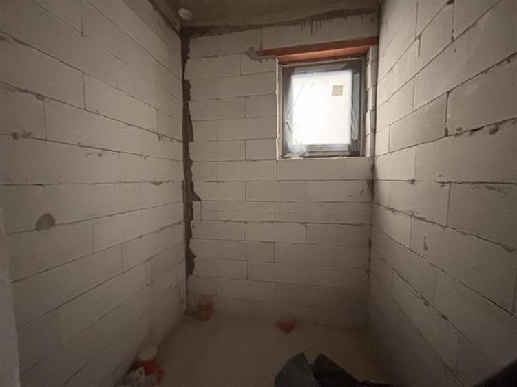 Duplex cu 5 camere cu Canalizare în Cantemir