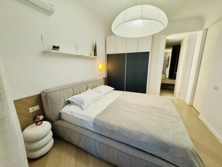 Apartament cu 3 camere decomandat, mobilat în Pipera