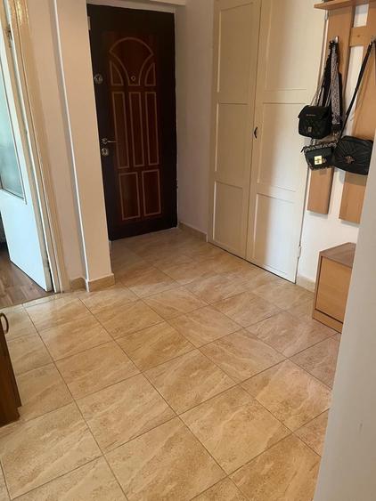 Apartament cu 2 camere decomandat în Nufărul