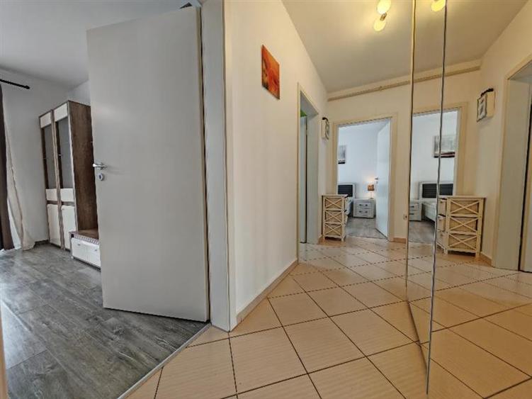 Apartament cu 2 camere decomandat, mobilat în Avantgarden