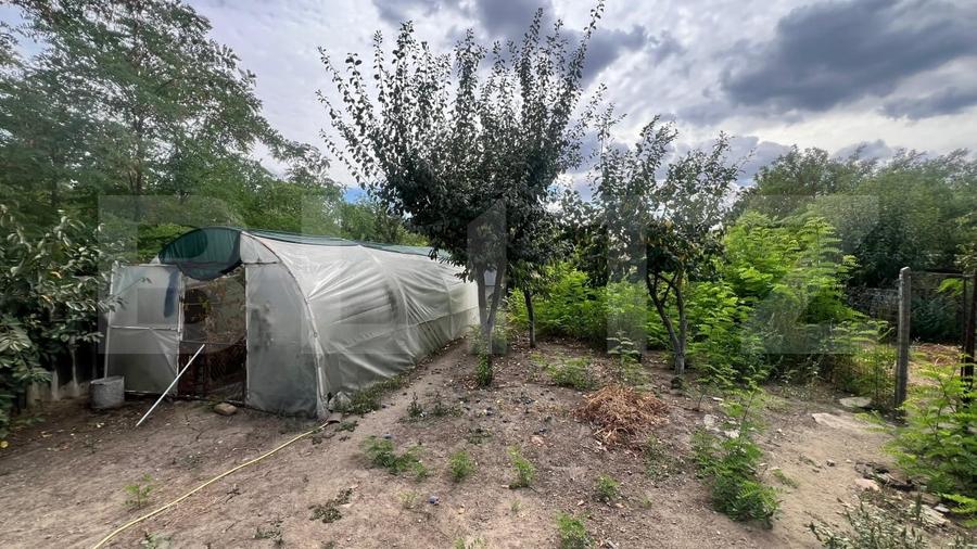 Casă individuală cu 4 camere cu Canalizare în Robăneștii de Jos