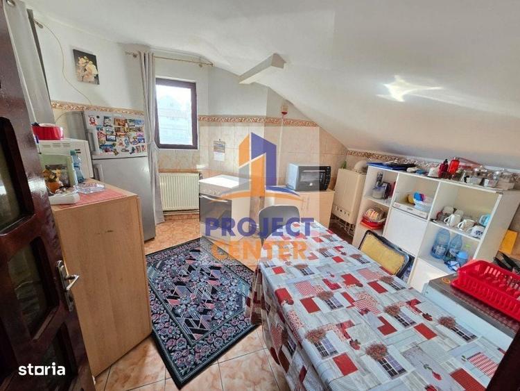 Casă cu 4 camere în Radu Negru