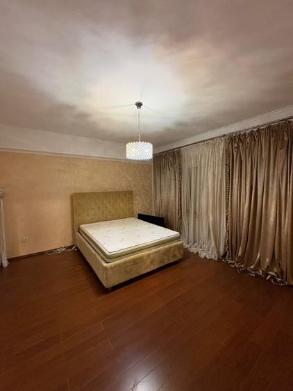 Apartament cu 3 camere decomandat, mobilat în Prelungirea Ghencea