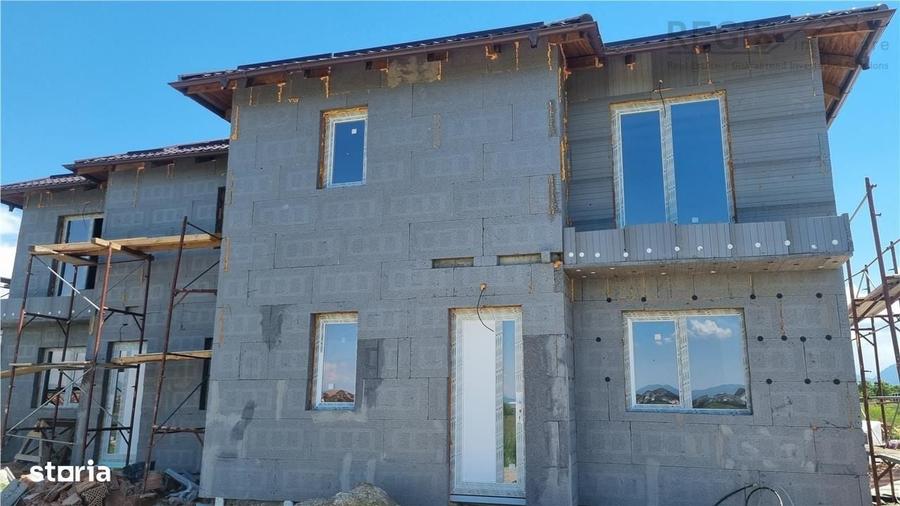 Casă cu 4 camere în Sânpetru