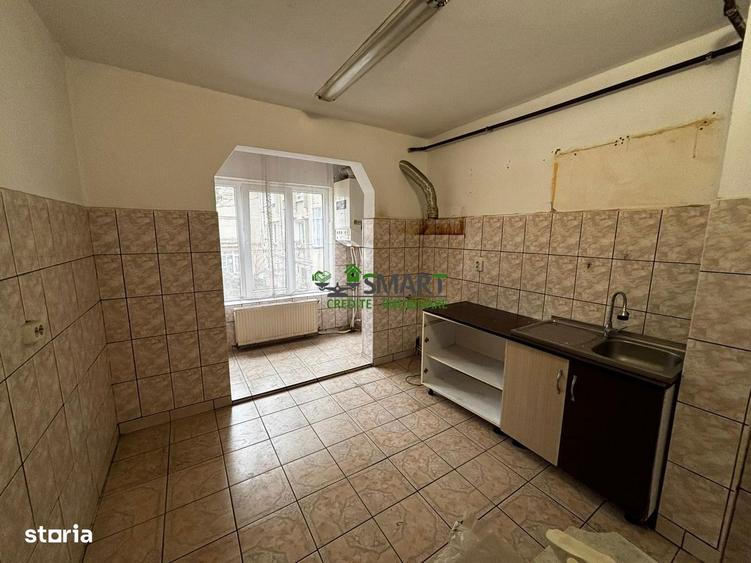 Apartament cu 2 camere decomandat în Central — fotografia 1