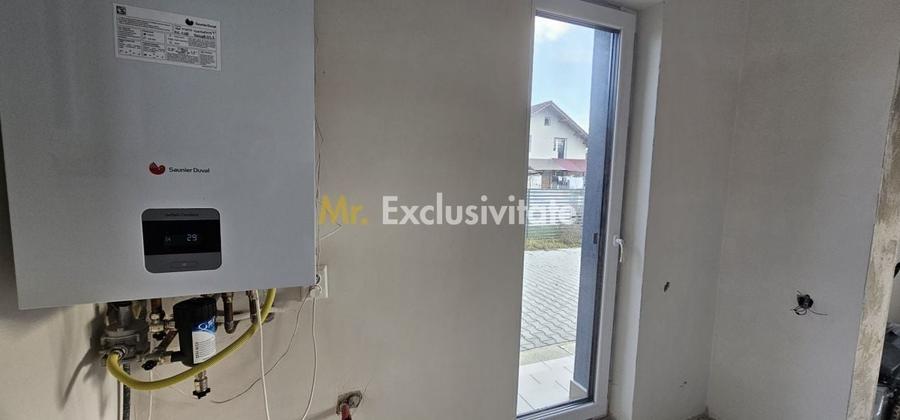 Casă individuală cu 4 camere cu Canalizare în Gilău