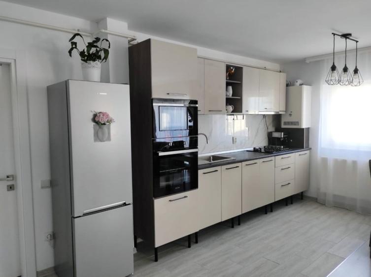 Apartament 2 camere, SU 58mp, zona Florilor - 3